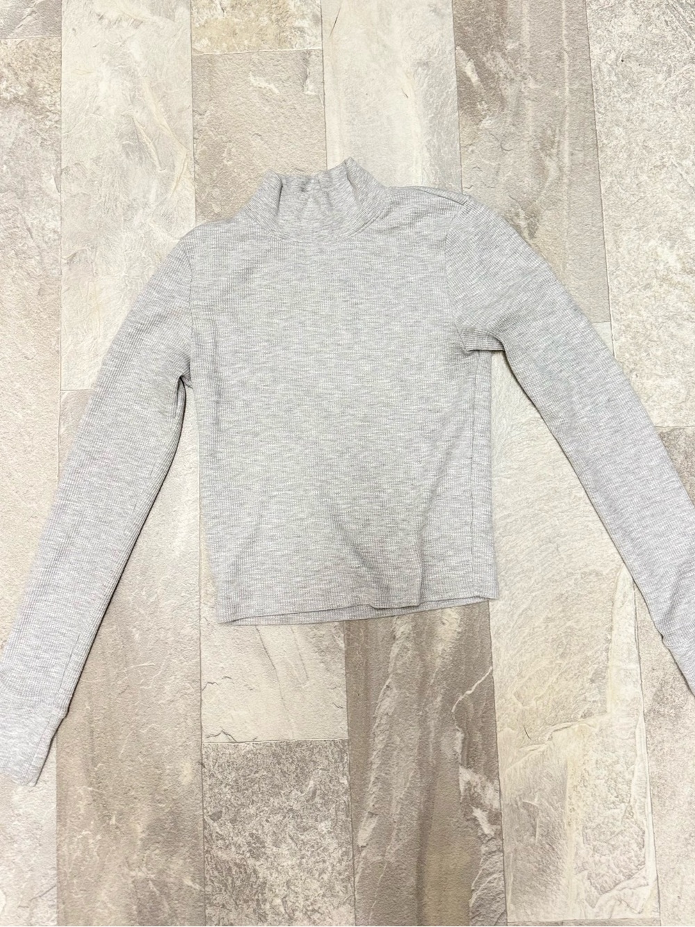 American Eagle Heather Gray Ribbed Mock Neck Top M